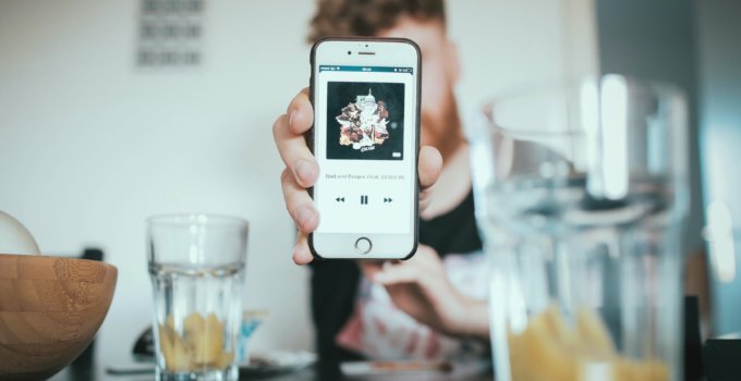 Easy Ways to Transfer Music From Your Computer to iPhone