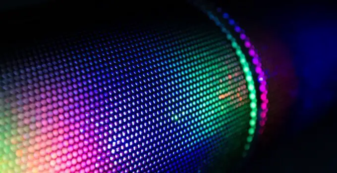 Horizontal Bluetooth speaker with rainbow-colored lights