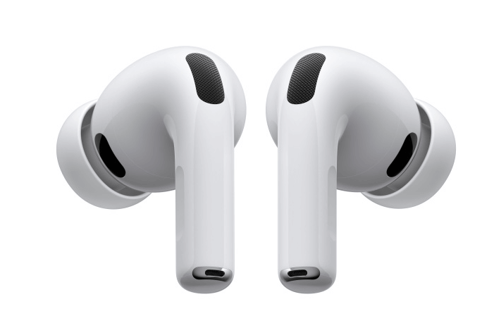 AirPods Pro 3 Review – Apple’s Flagship Earbuds in 2025